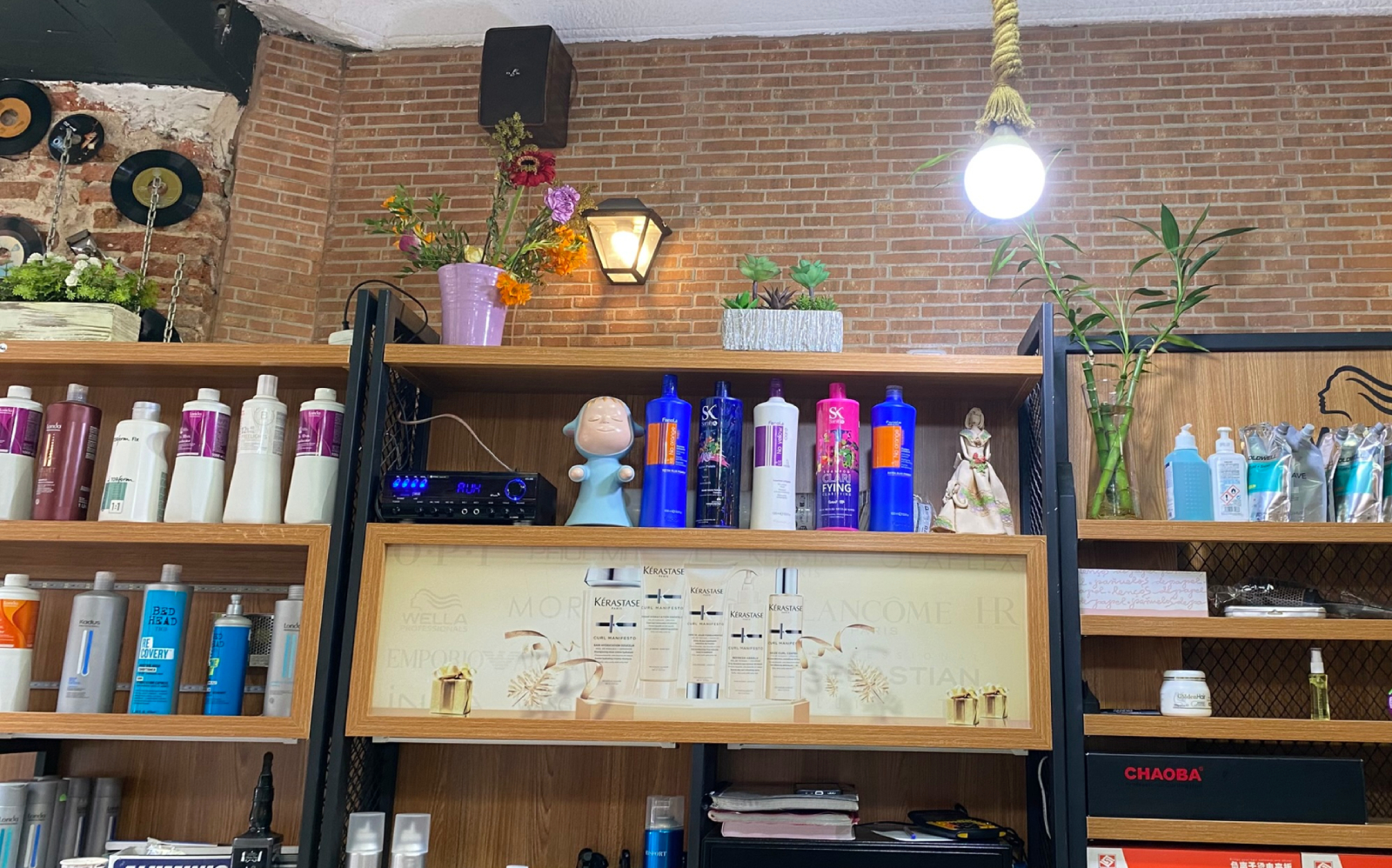 interior de la peluquería